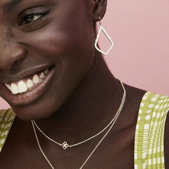 Elisa Pendant Necklace Gold Plated Quartz Dainty Jewelry for Women - Picture 4 of 5